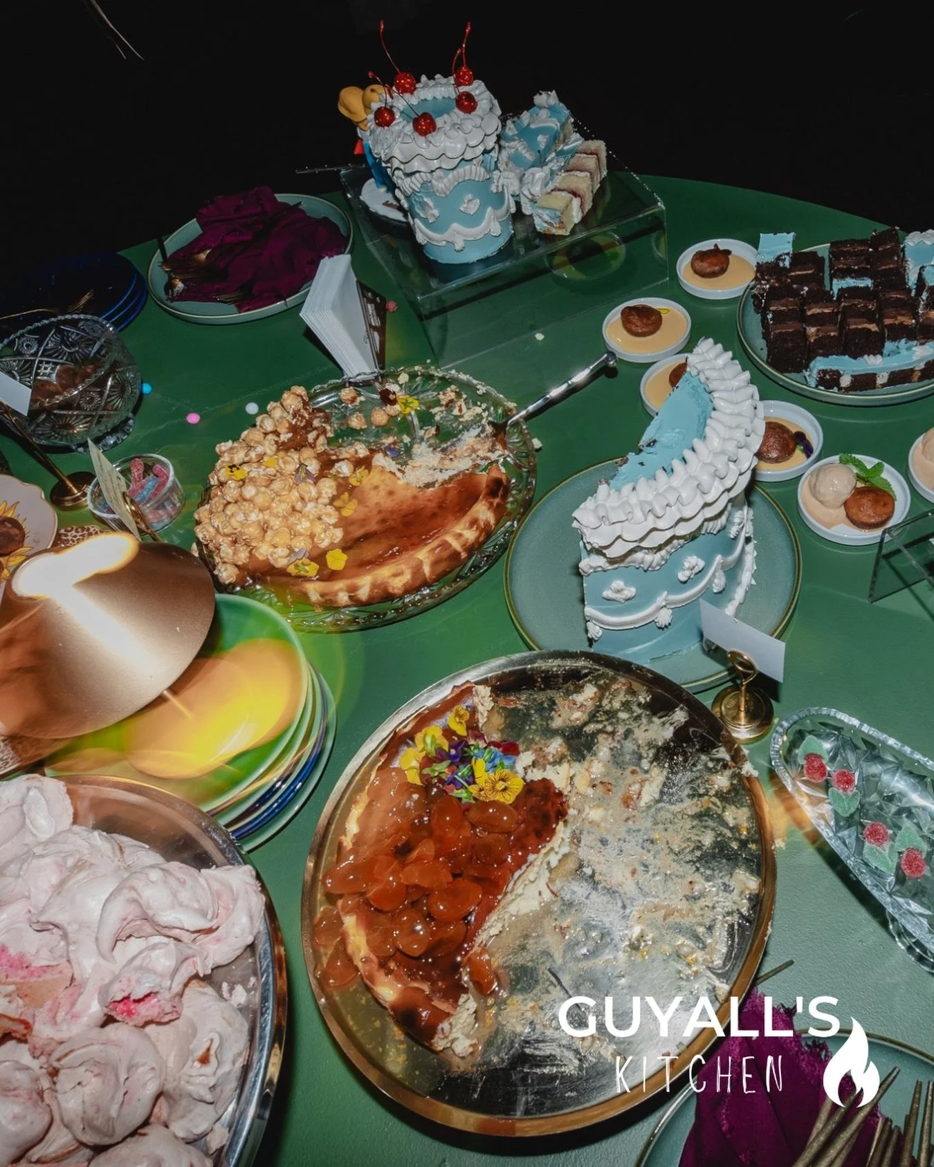 When your wedding dessert table is this good, a little mess is totally acceptable 😍🍰 Guests clearly couldn&rsquo;t resist diving in!
.
.
#sweetchaos #weddingdesserts #dessertgoals #guyallskitchen #guestappreciation 
.
.
Venue @johannesdal.1207 
Wed