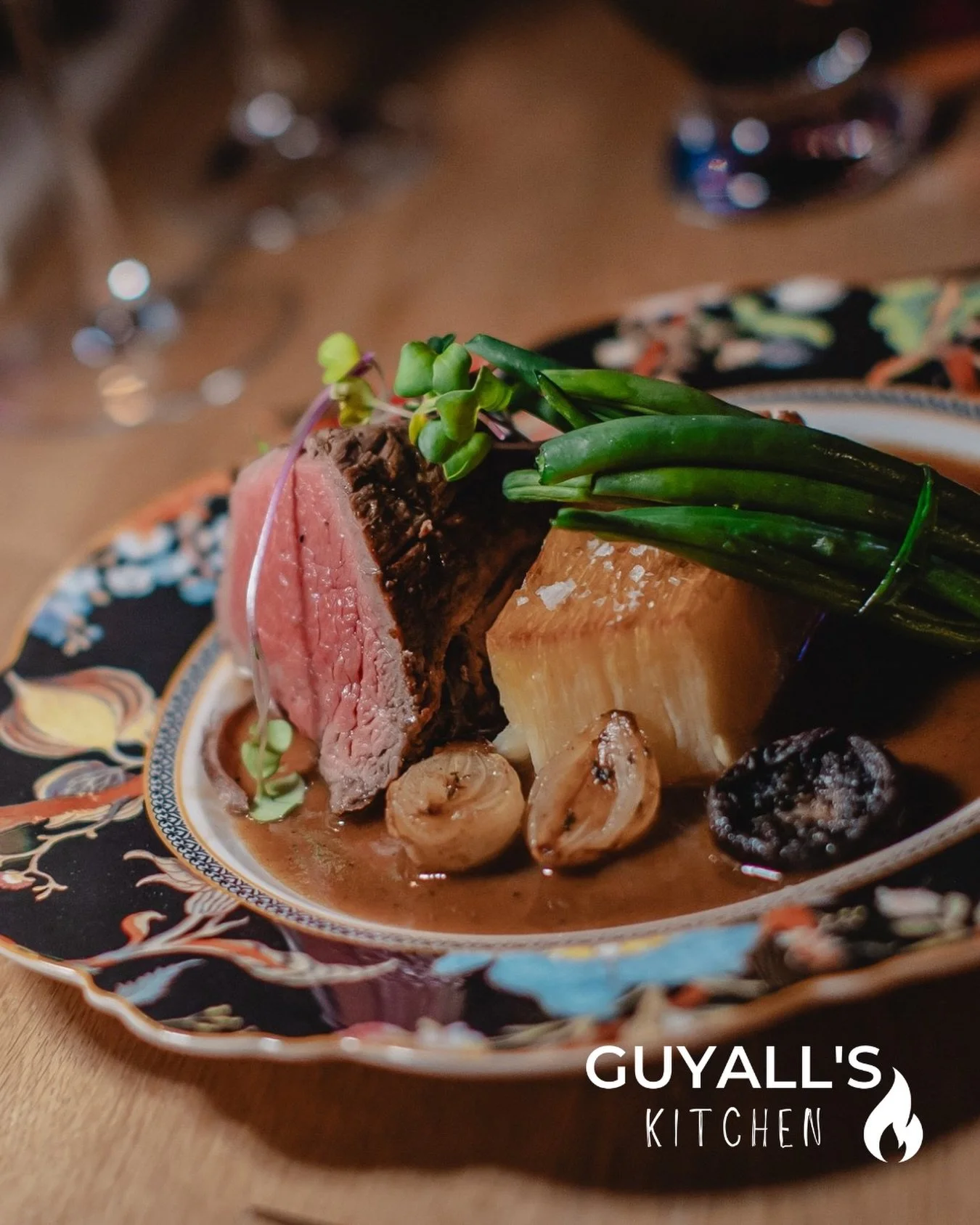 When the main course is as stunning as the love story 💕🥩 Our perfectly plated beef fillet - just that sexy on these plates!
.
.
#weddingfeast #beeffillet #platinggoals #foodiewedding #elegantdining
.
.
Venue @johannesdal.1207 
Wedding planner @kion