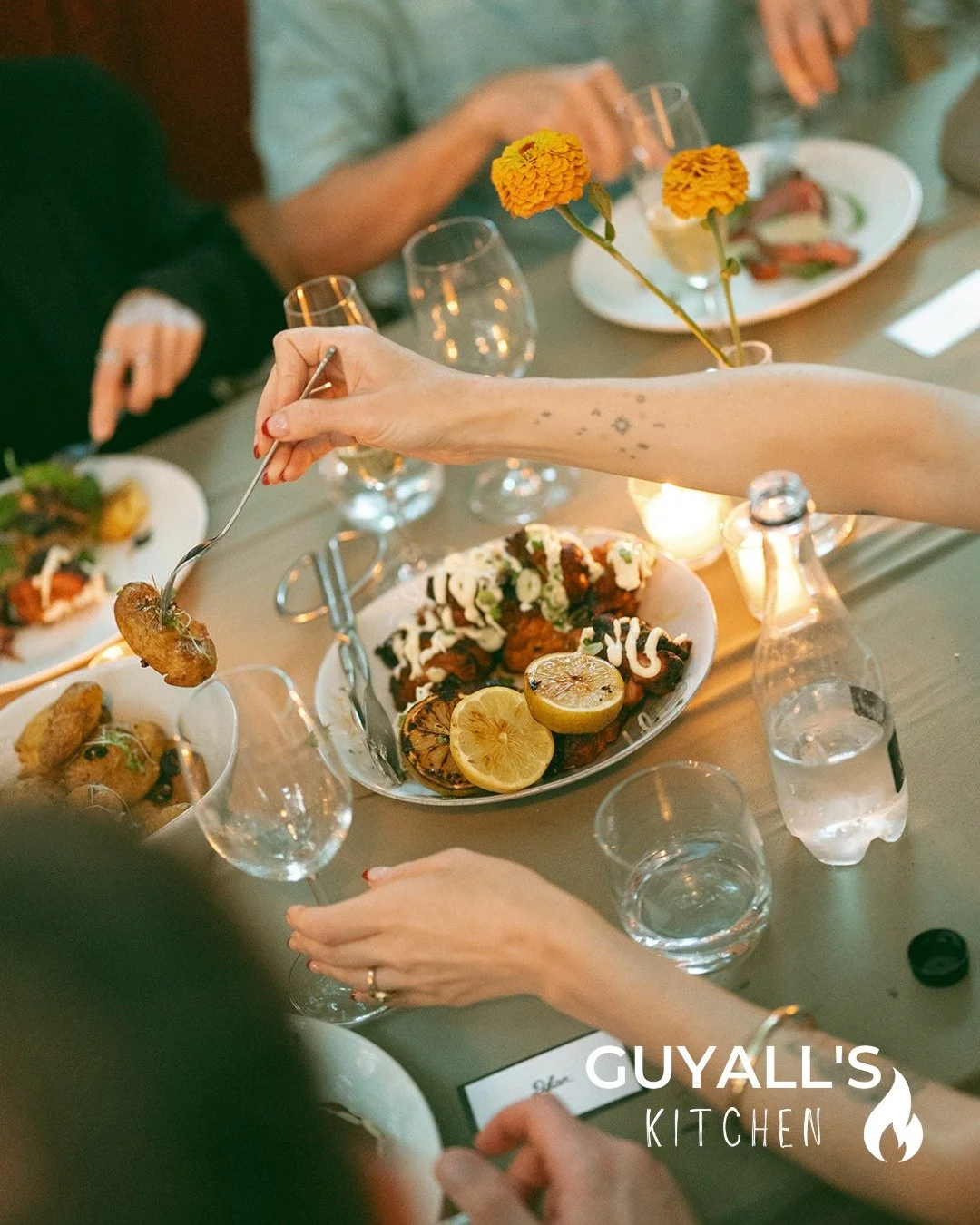 The best kind of wedding dinners are the ones where everyone forgets they&rsquo;re being photographed 🍋✨ Passing plates, stealing potatoes, sharing bites, and settling in for the night.
.
.
#guyallskitchen #sharingstyle #weddingfeast #weddingfood #c