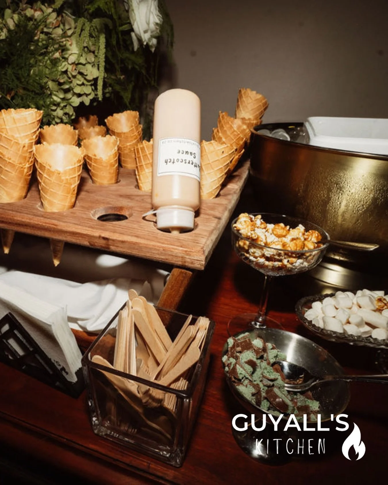 Gelato Bar 🍦

A little something sweet to kick off the week! 🍦
Our gelato bar at Melissa &amp; Kyle&rsquo;s wedding was all about letting guests get creative. Choose your gelato, pick your toppings, add a little sauce (or a lot!) and make it your o