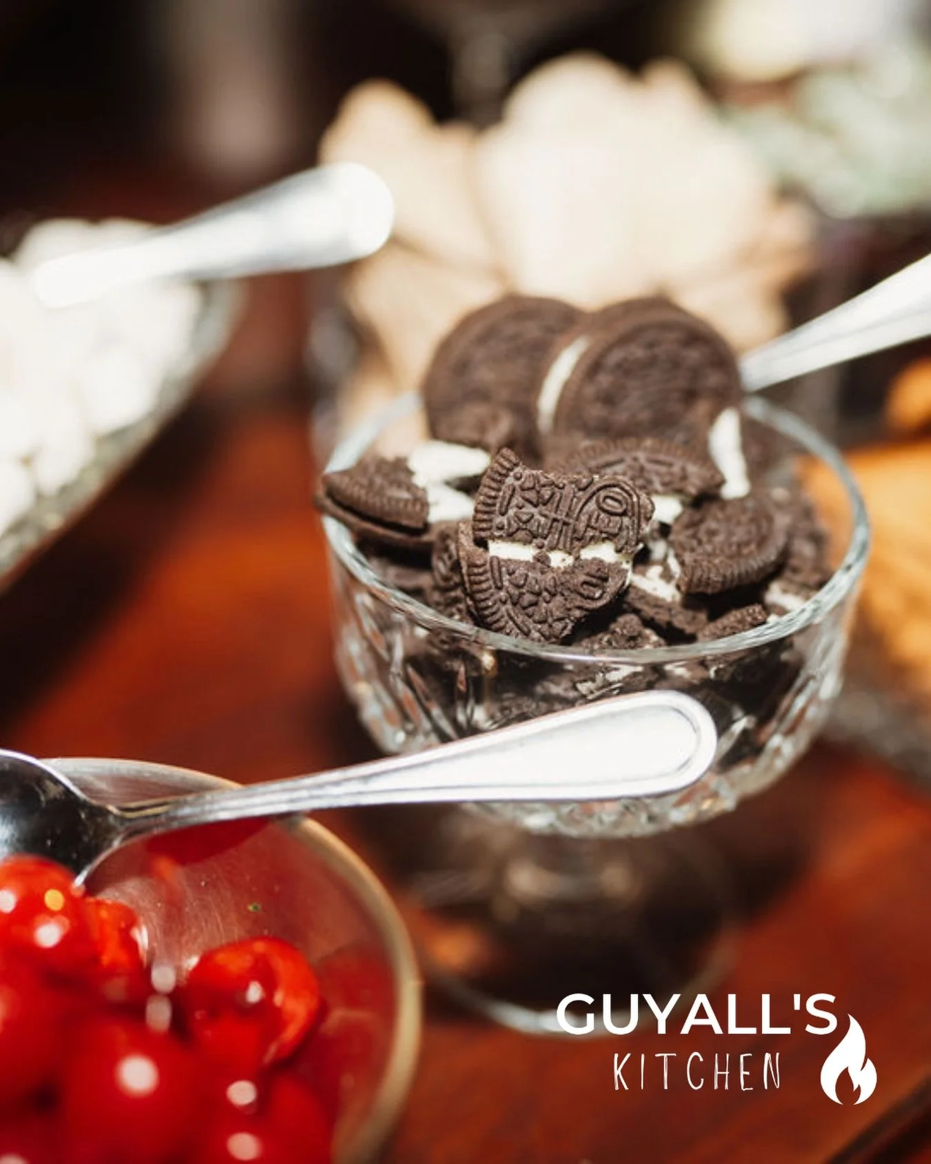 A Sweet Finish 🍨

Not every wedding moment needs to be perfectly plated. Sometimes it&rsquo;s about getting stuck in, trying a little of everything and enjoying the sweet stuff together. 🤍
A few snaps from the ice cream bar at Melissa &amp; Kyle&rs
