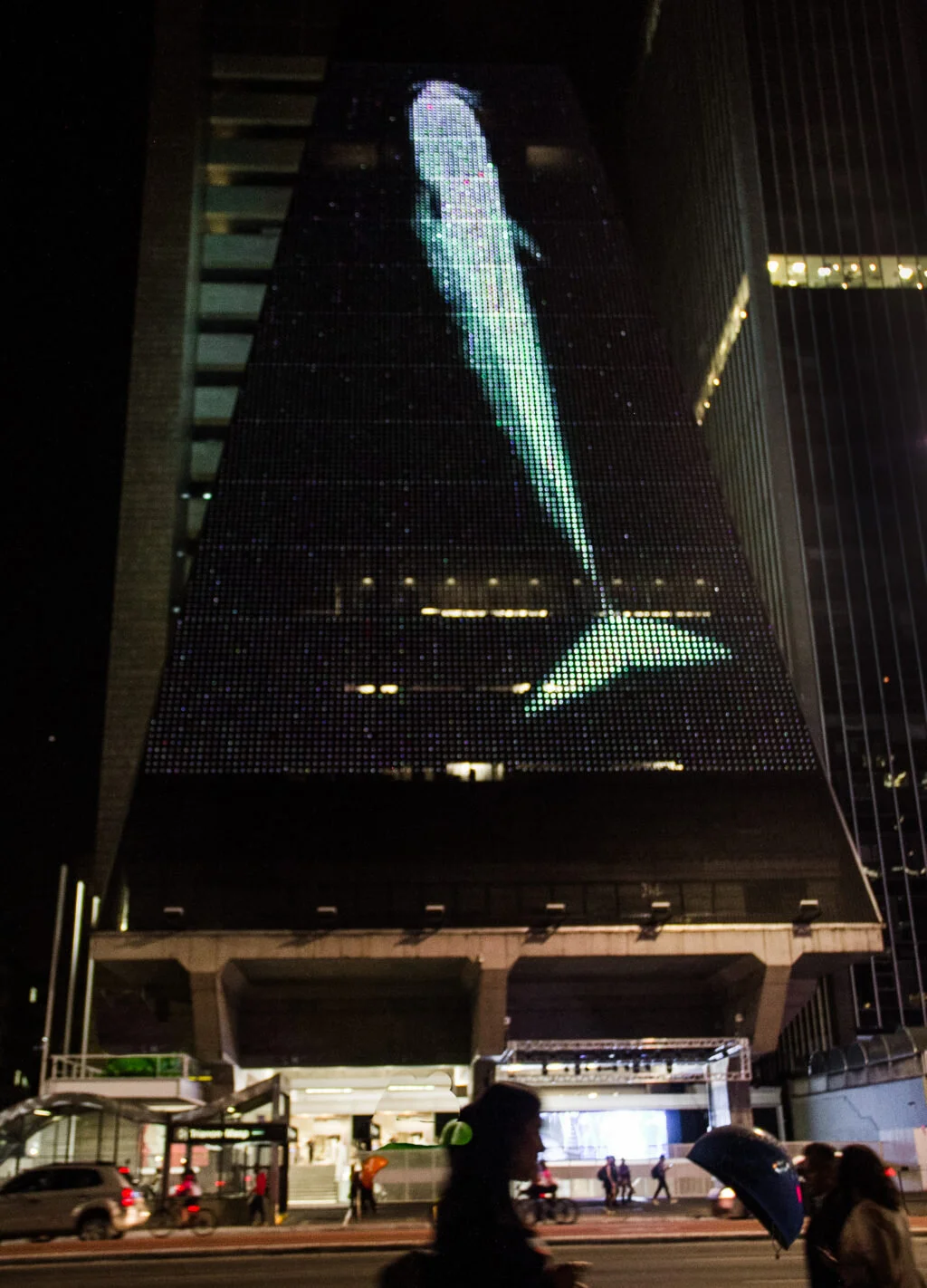 file-sp-2018-led-show-laura-schneider-memory-of-a-whale-song-1024x1422.jpg