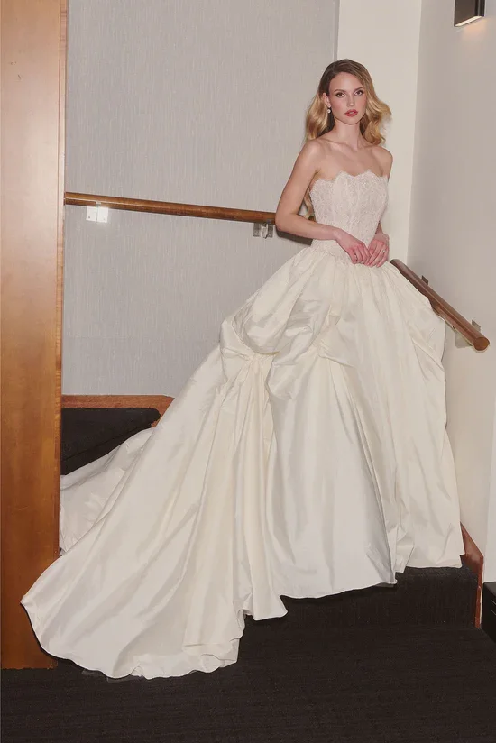 ceremony_35298.webp