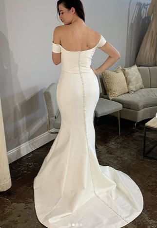 carolina herrera off the shoulder wedding dress