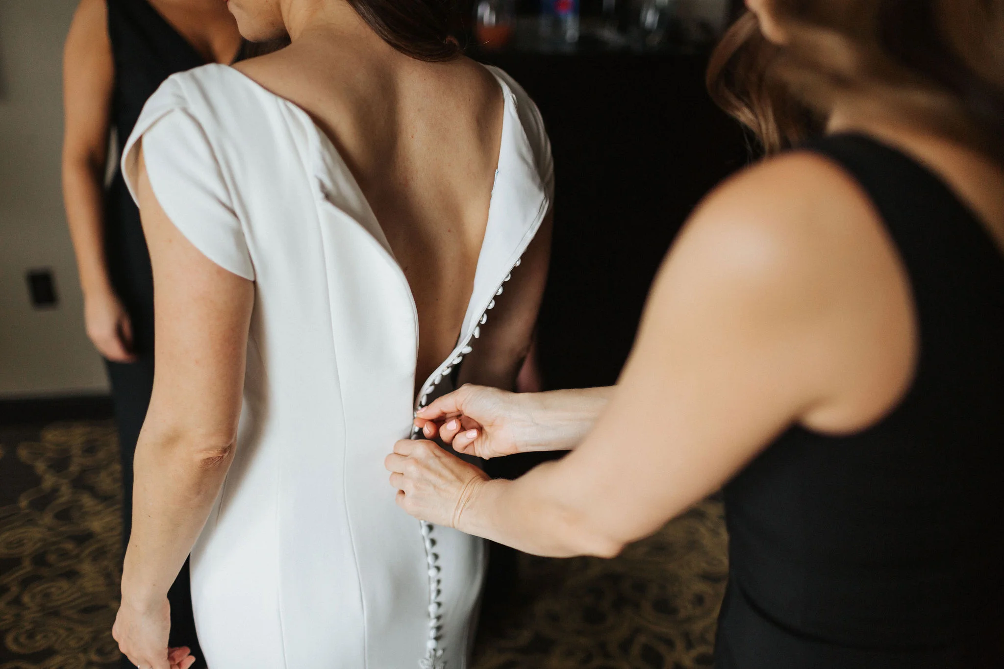 ines di sato carter gown silk crepe gown button details downtown orlando wedding