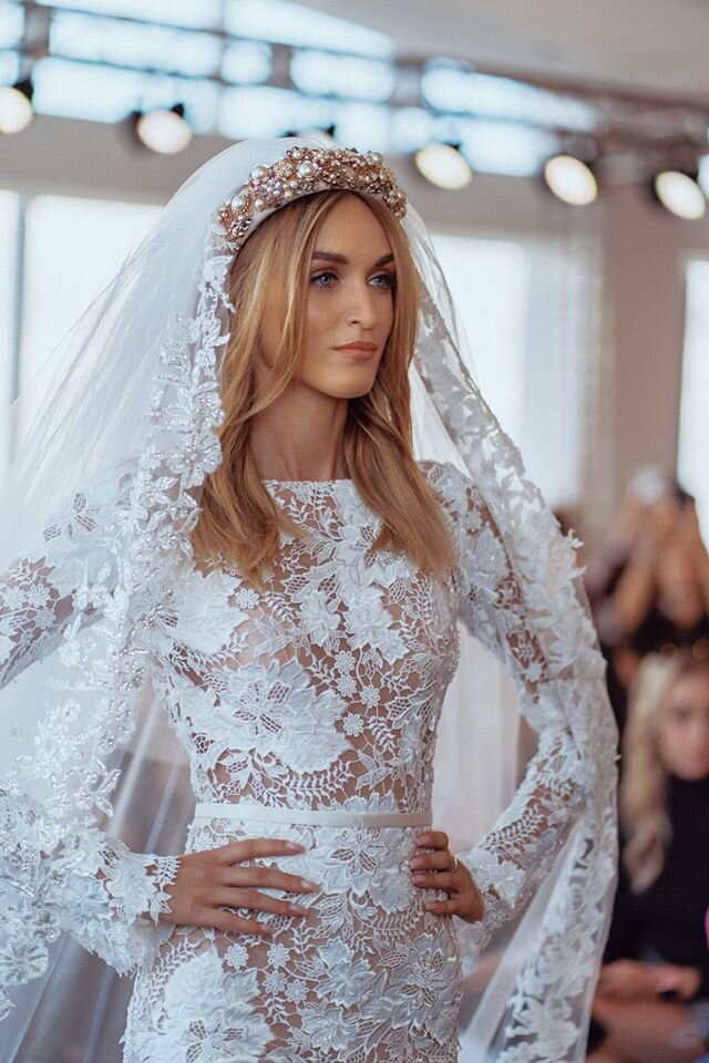 Elegant Mermaid Wedding Dress Beaded Crystal Detachable Train Wedding –  TulleLux Bridal Crowns & Accessories