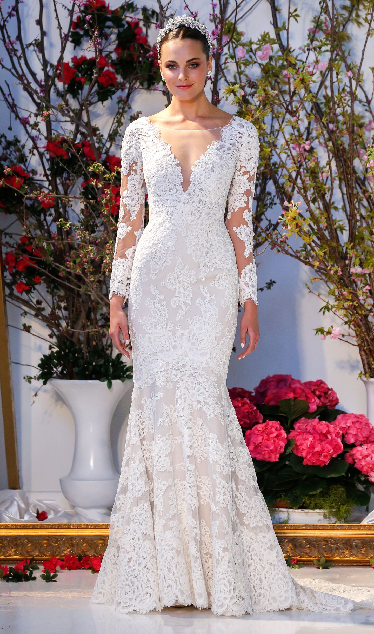 Long Sleeve Lace Mermaid Wedding Dress