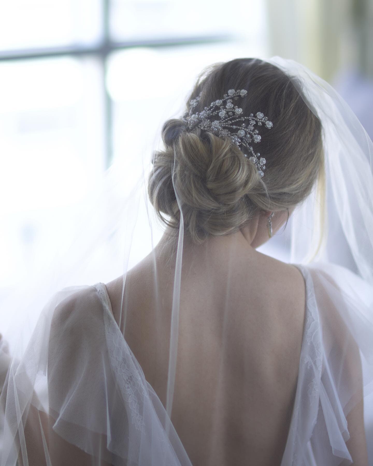 The Top 5 Bridal Hair Accessories by Maria Elena Headpieces | The Bridal  Finery