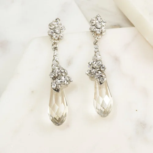 Tips on Styling Your Wedding Dress with Accessories | The Bridal Finery