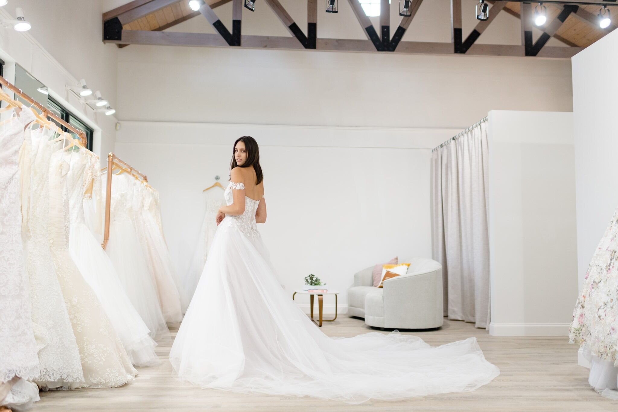 The Bridal Finery   How To Sell Your Wedding Dress