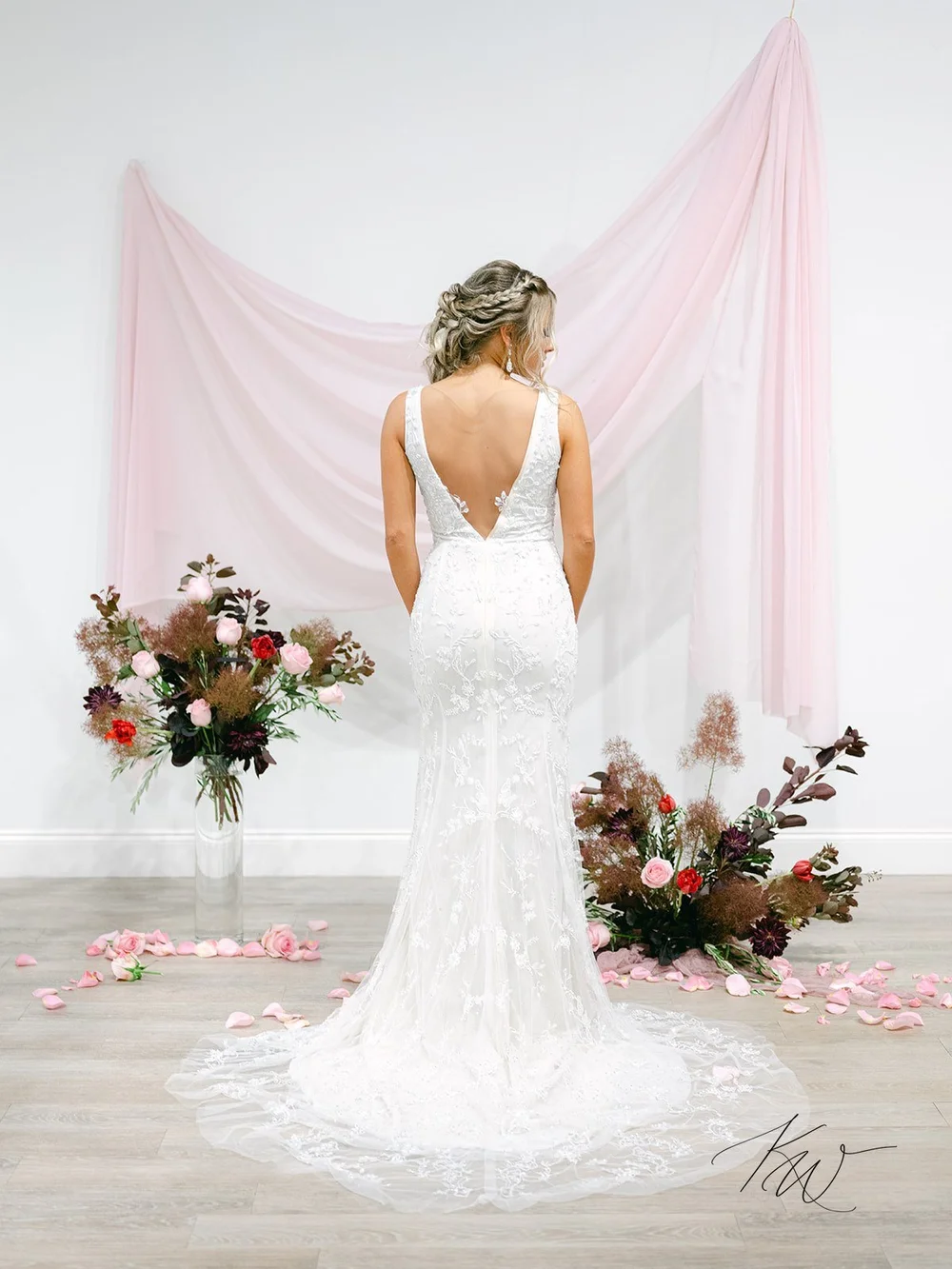 Alethea Ines Di Santo The Bridal Finery - Main Image