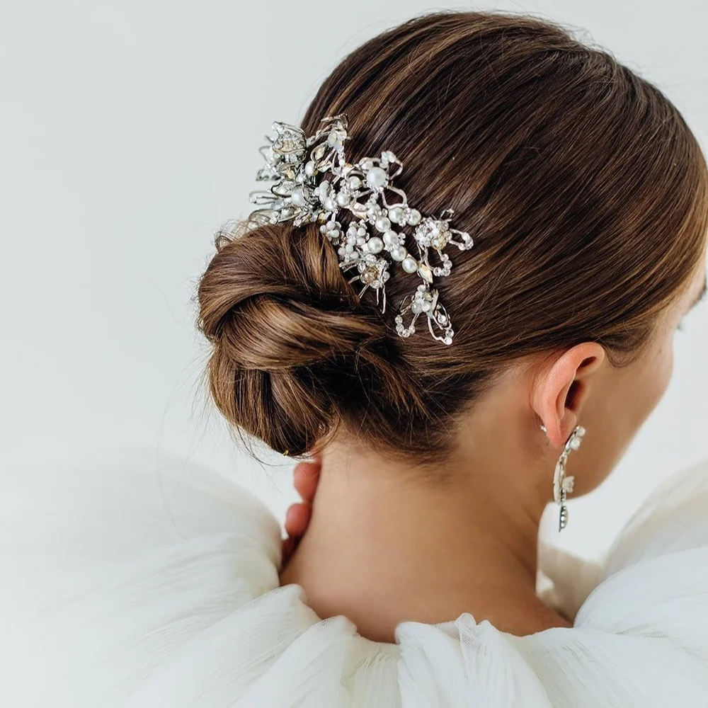 Exceptional Bridal Comb by Maria Elena Headpieces | The  display picture 1