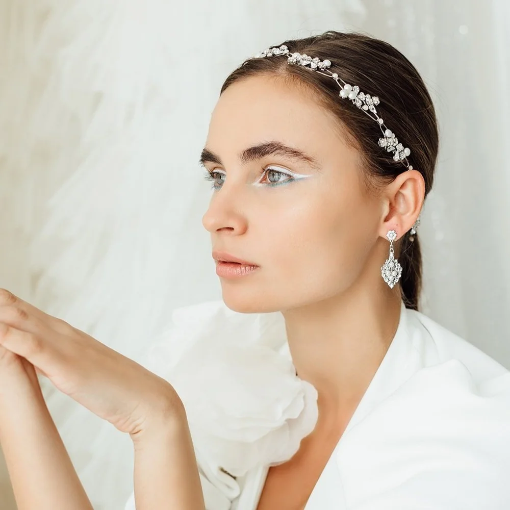 Emme Bridal Halo by Maria Elena Headpieces | The Bridal Finery display picture 3