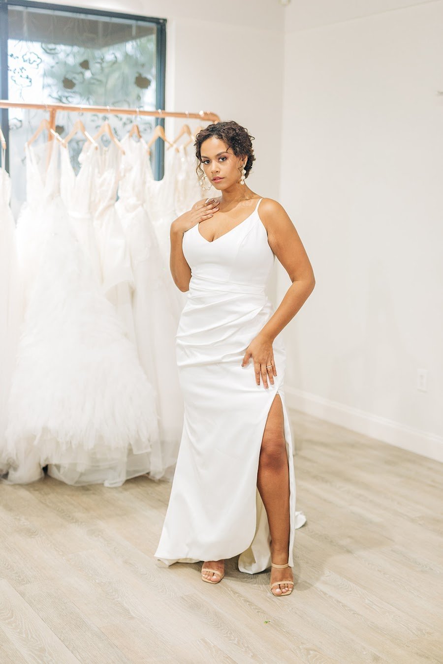 anne barge wedding dress, lingerie strap, clean, leg slit, crepe