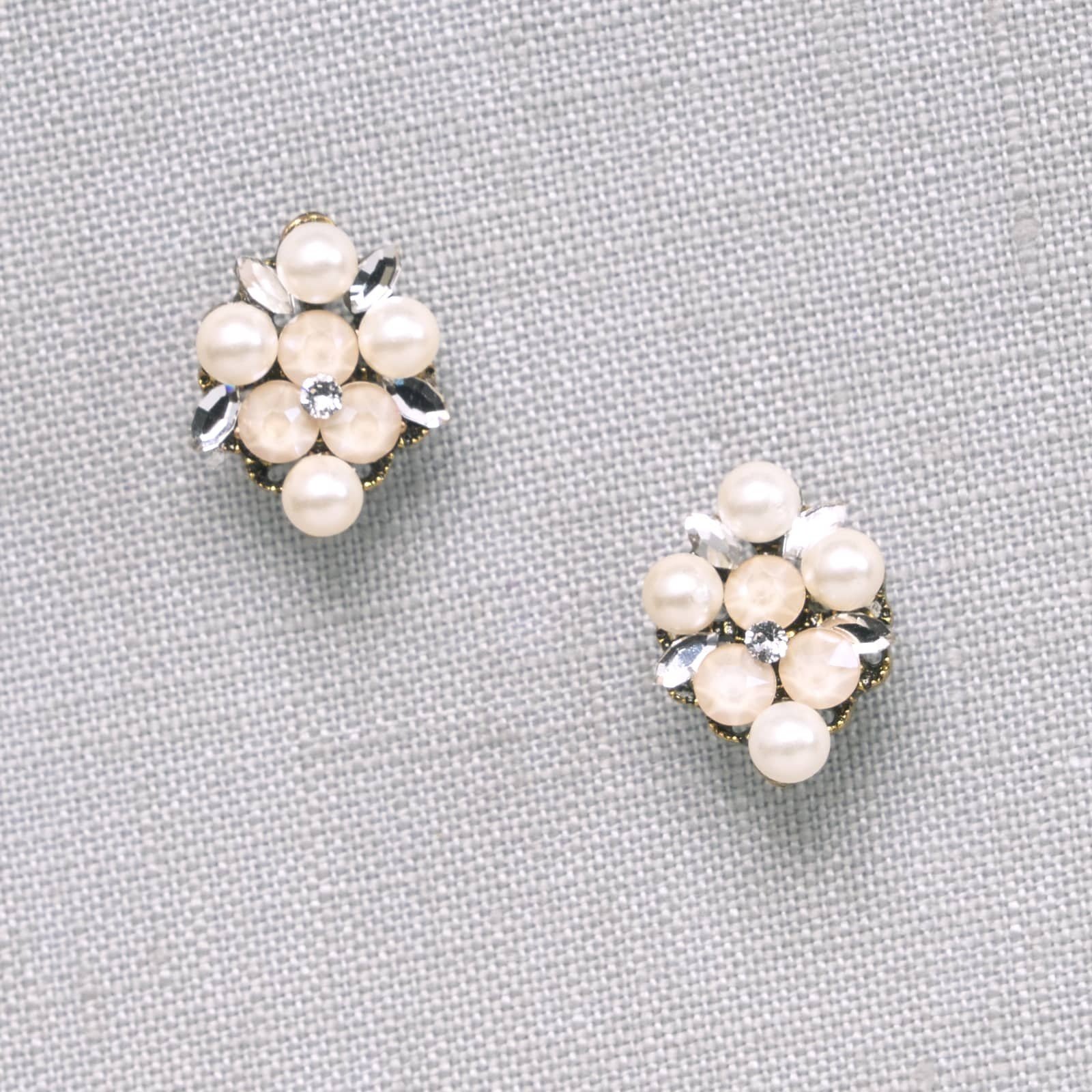 Floral Cluster Drop Clip-on Earrings | Vintage pearl jewelry, Vintage  jewelry, Silver jewelry cleaner