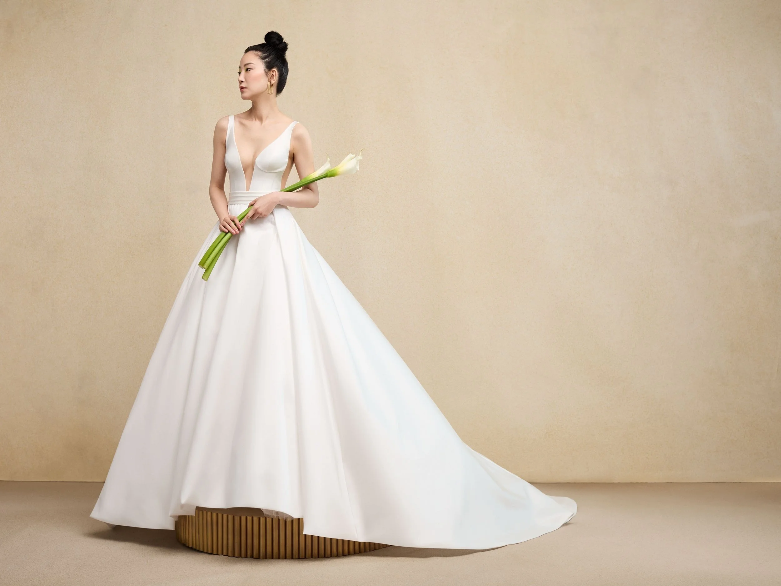 ines di santo wedding dress, mikado ballgown, ballgown with pockets, plunging neckline ballgown, italian mikado ballgown