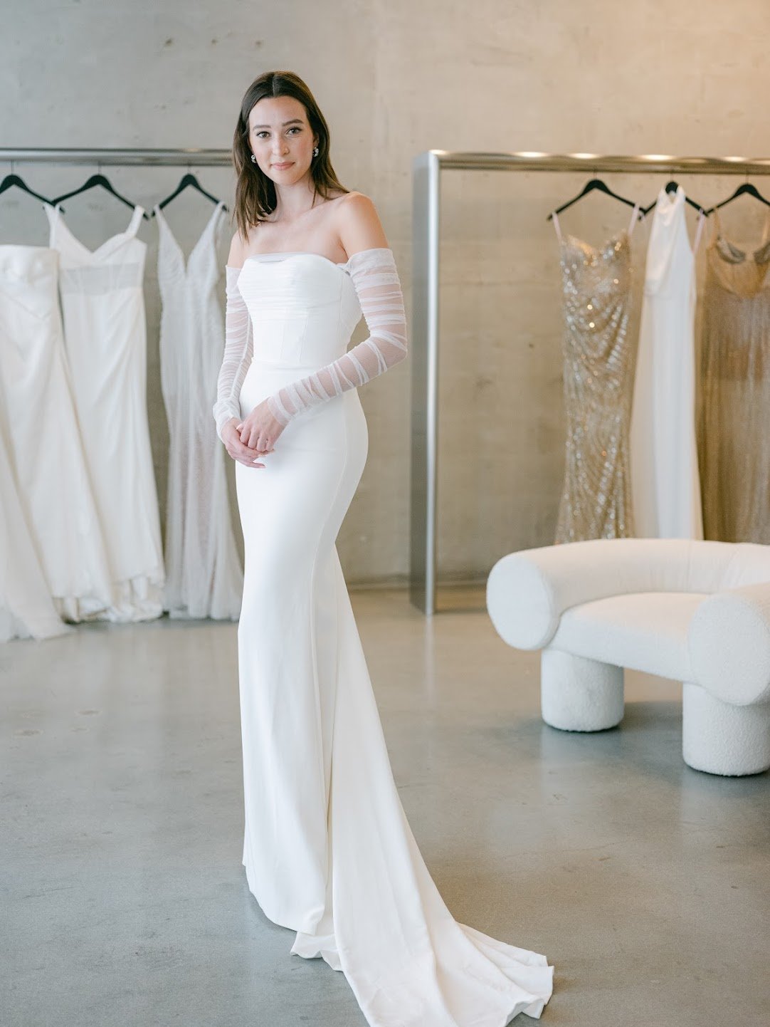 chosen by kyha, fully structured bodice, detachable sleeves, kyha wedding dress, bright ivory gown