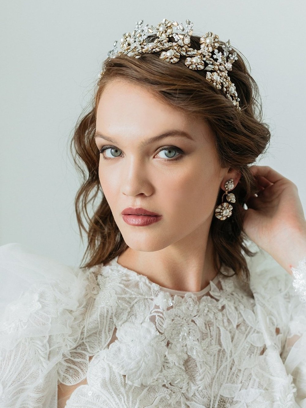The Best Bridal Headpieces 2023. Alternatives to Traditional Veil. Wedding  Hair Ideas 2023. Statement Bridal Veils 2021. Bridal Hair Accessories 2023.  Wedding Blog. Wedding Hair Accessories 2023.