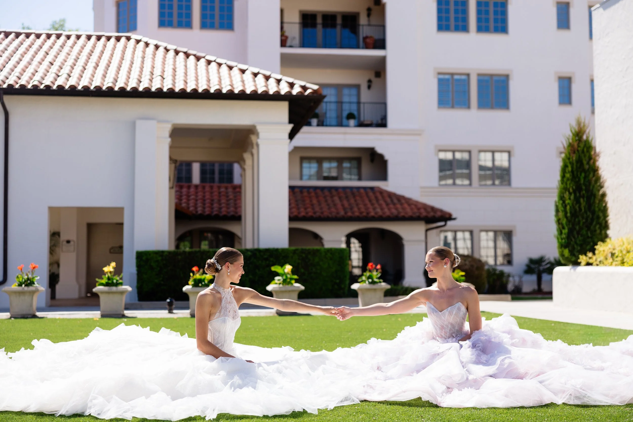 The average timeline of a bridal finery bride: from engagement to wedding day