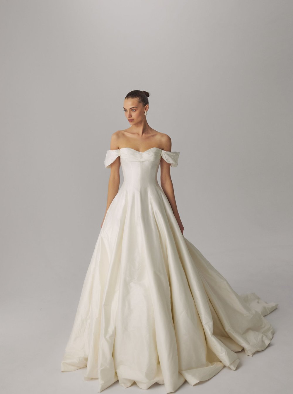 Lihi Hod White Orchid Wedding Dress | The Bridal Finery