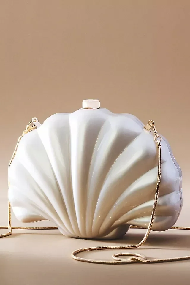 Urban Expressions White Shell Evening Bag