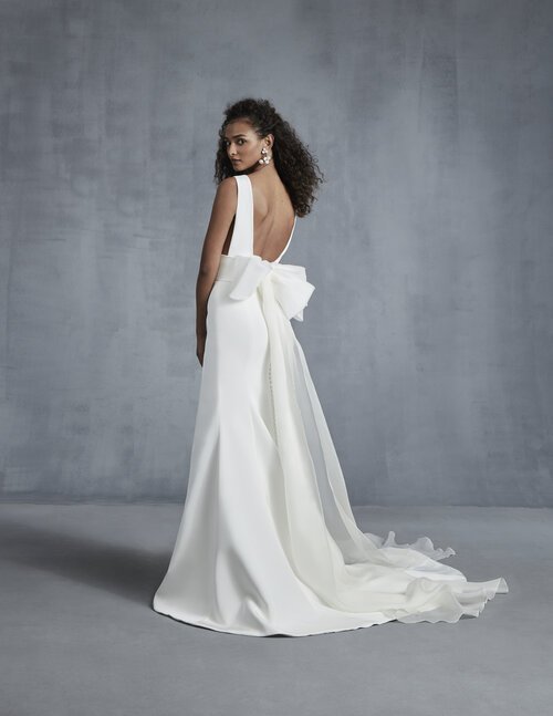 Heart by Ines Di Santo with bow