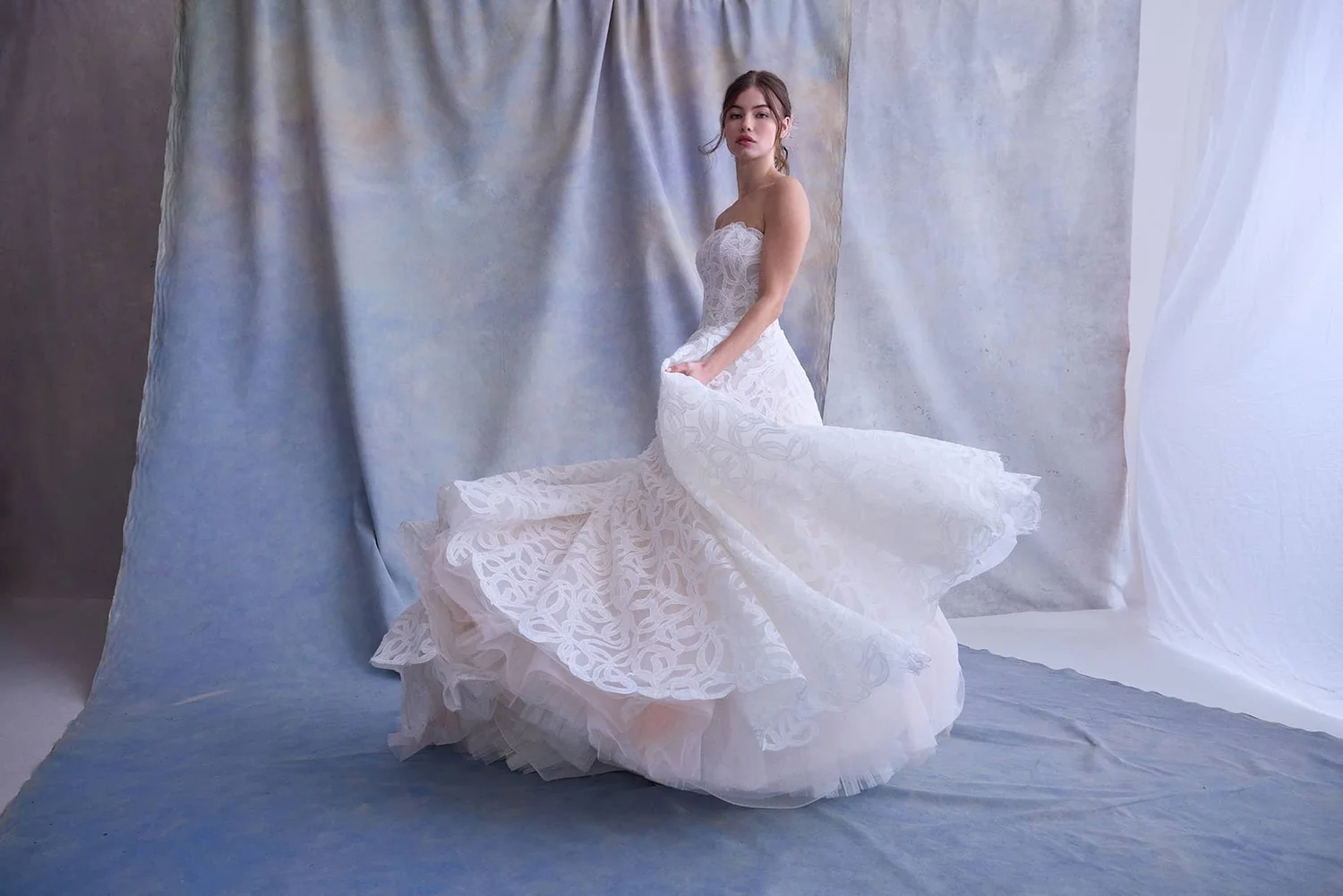 princess polly baby blue dress Allure A-line Wedding Dress Gown Ivory Lace Embroidered Beaded Applique  Leaves Vines Flowers  Knot New