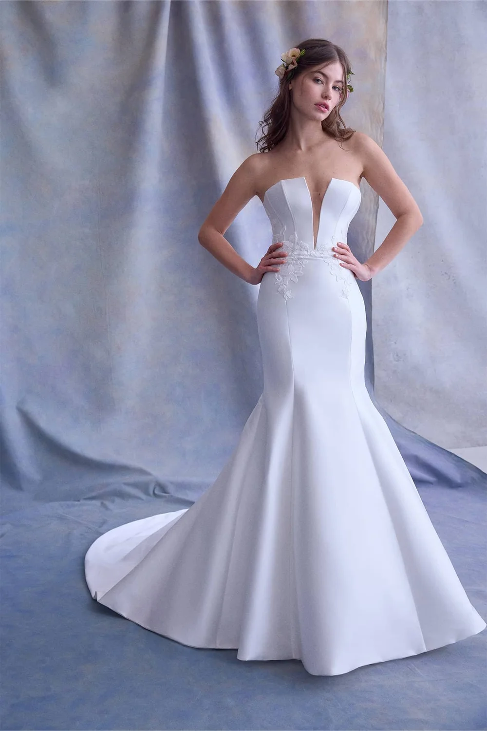 knee length dresses for ladies Elegant A-Line Wedding Dress with Embroidered Bodice and Slit Skirt Do –  Wedding Roof main image 1
