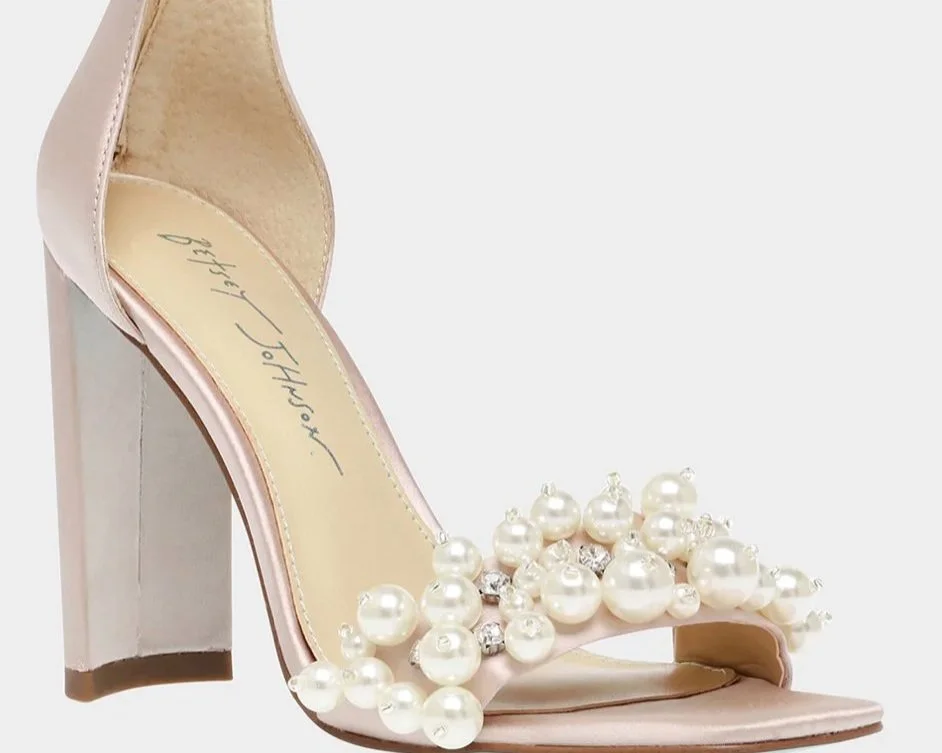 Designer Wedding Shoes: 10 Chic Bridal Ideas + FAQs