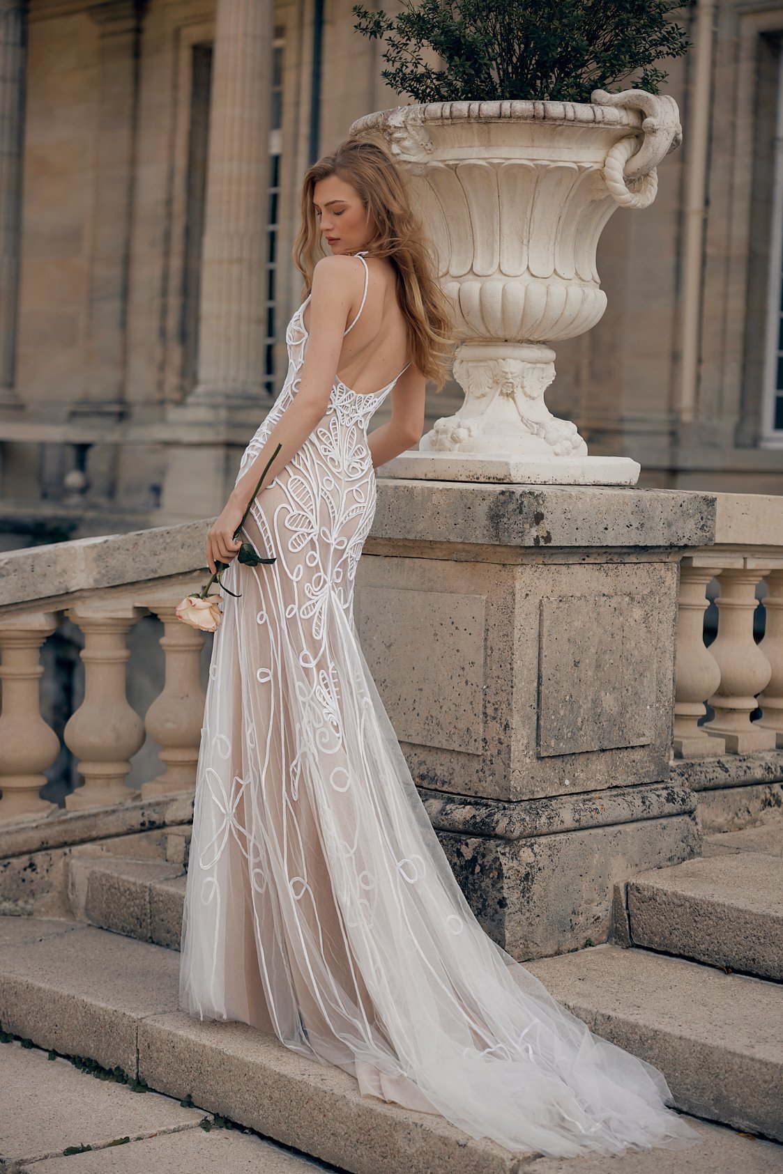 Lihi Hod Aurora Back.jpg