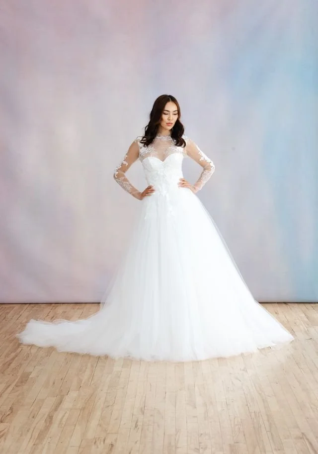 Ines by Ines Di Santo Lottie