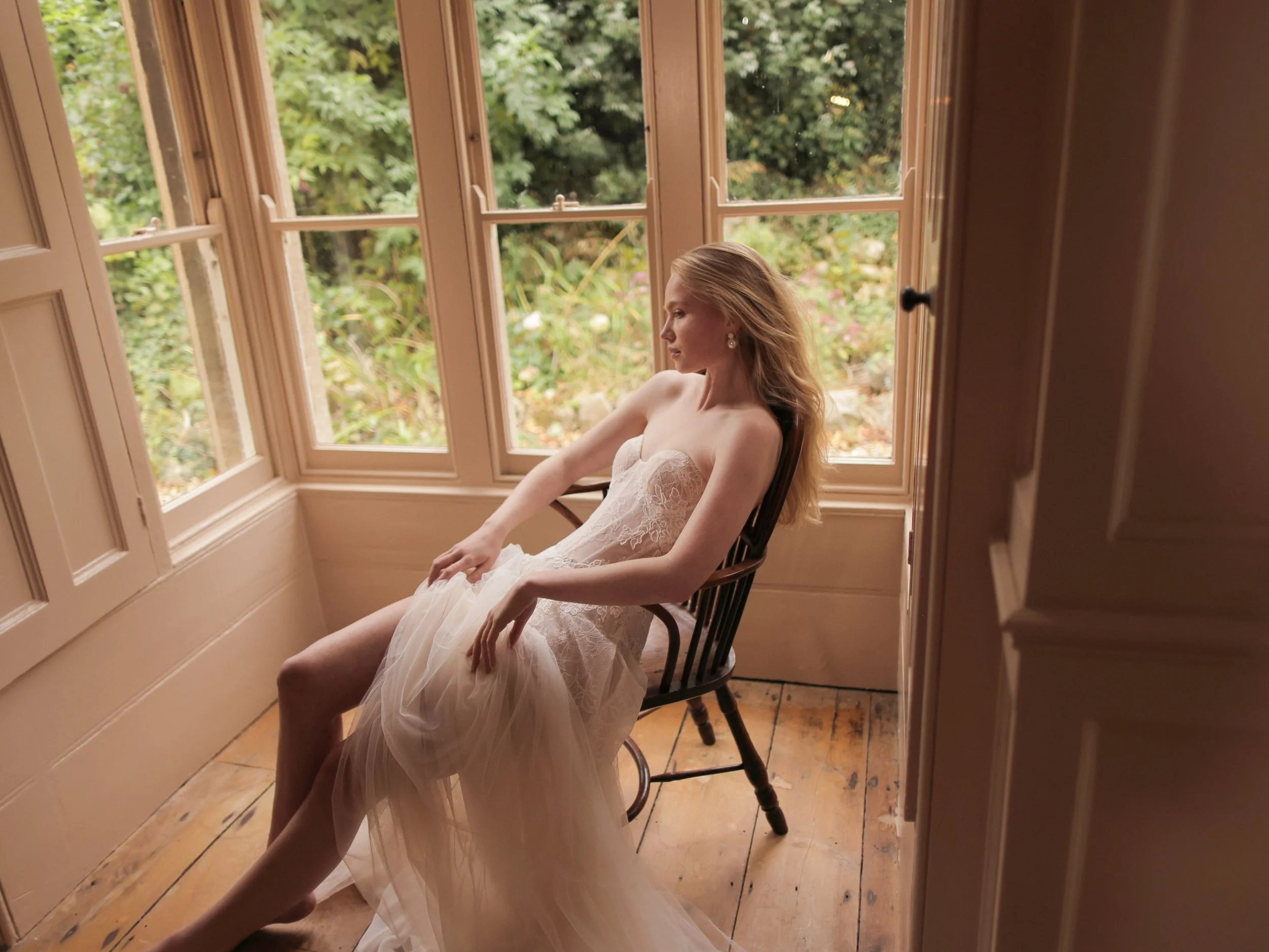 Lihi Hod Aya Wedding Dress .jpg