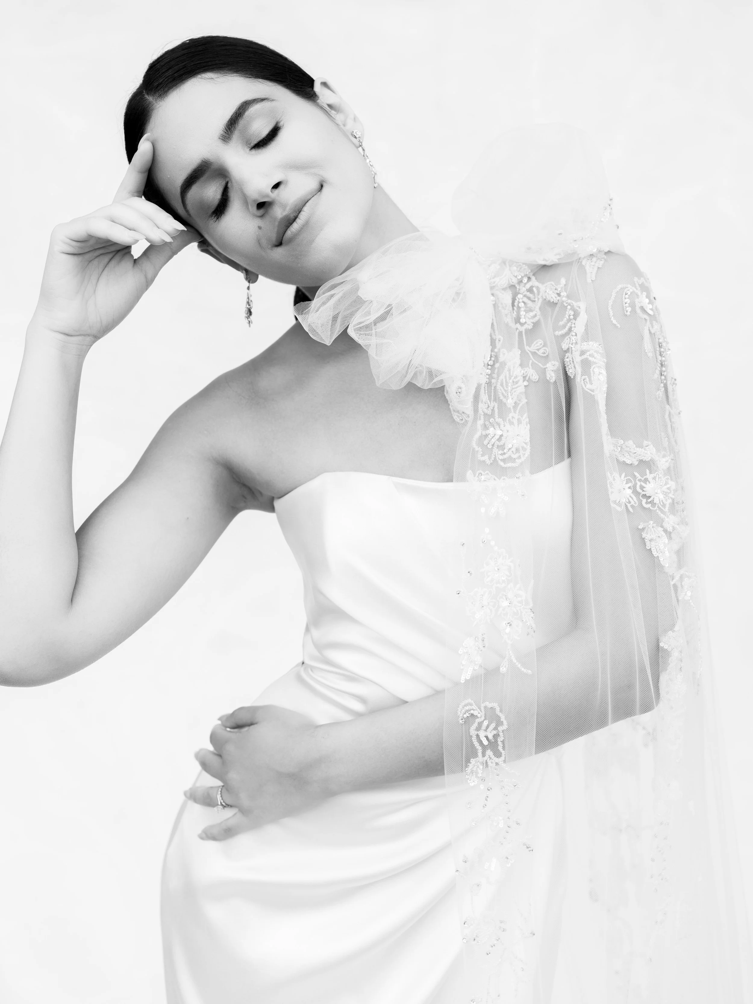 CASSIE Off the Rack Wedding Dress Sale