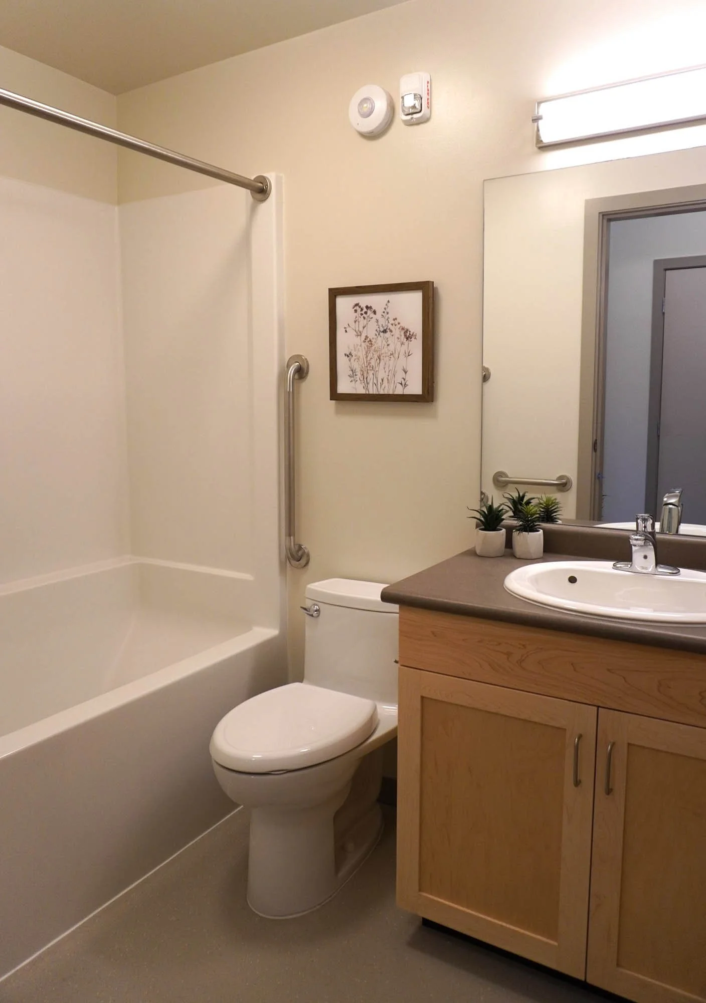 BG - Studio Bathroom.jpg