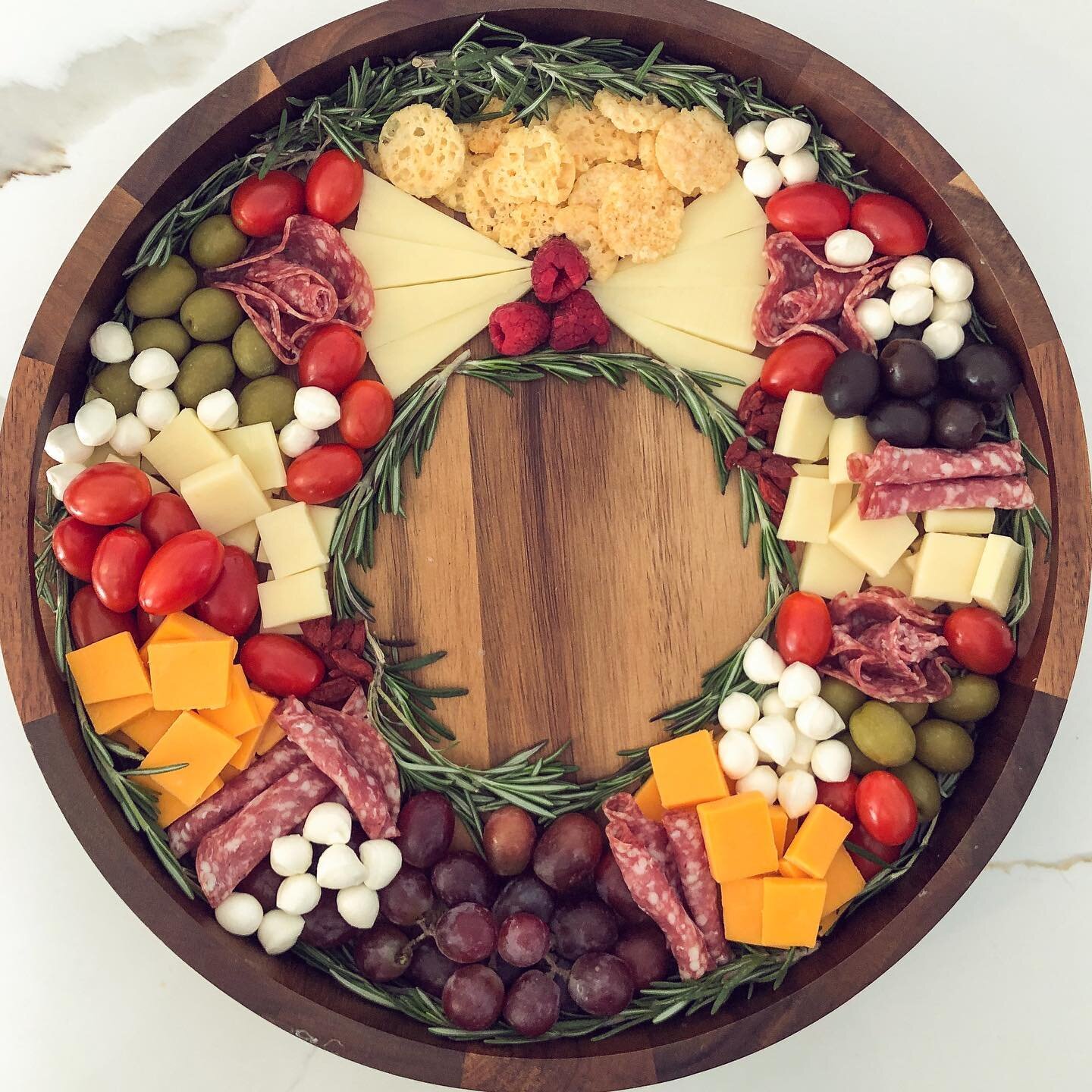 Mini Charcuterie Wreath🎄tasty + trendy app for entertaining at home this holiday season! TIP: Serve on top of flat ice packs to keep cool + fresh.