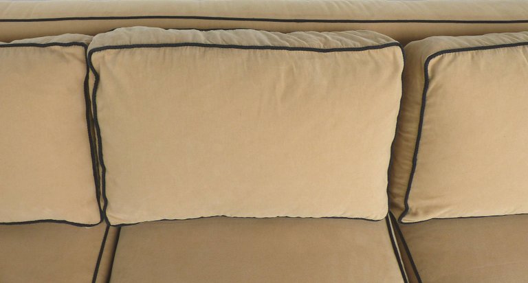 Iconic Design Gallery Iconic Design Gallery, Ralph Lauren Home Graham Sofa