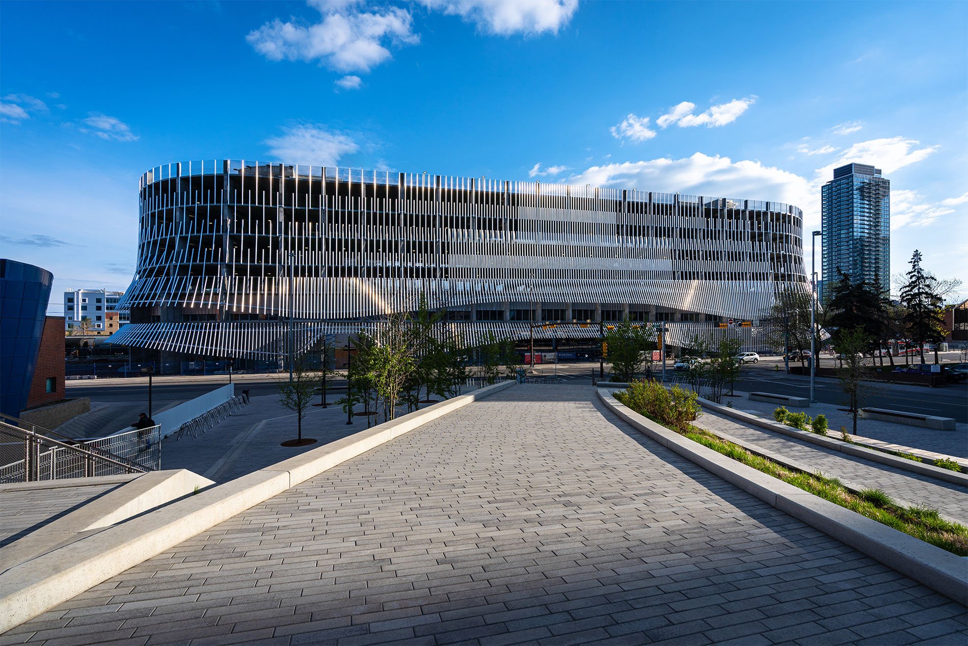 9th Ave Parkade and Innovation Center