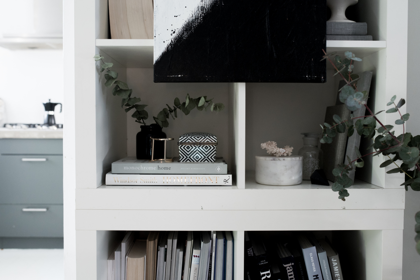 Valentina-Fussell-Bookshelf3-2.jpg