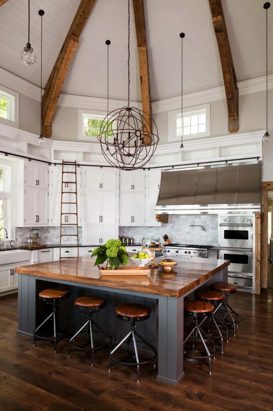 Midwest-Lake-House-Wade-Weissmann-Architecture-10-1-Kindesign.jpg