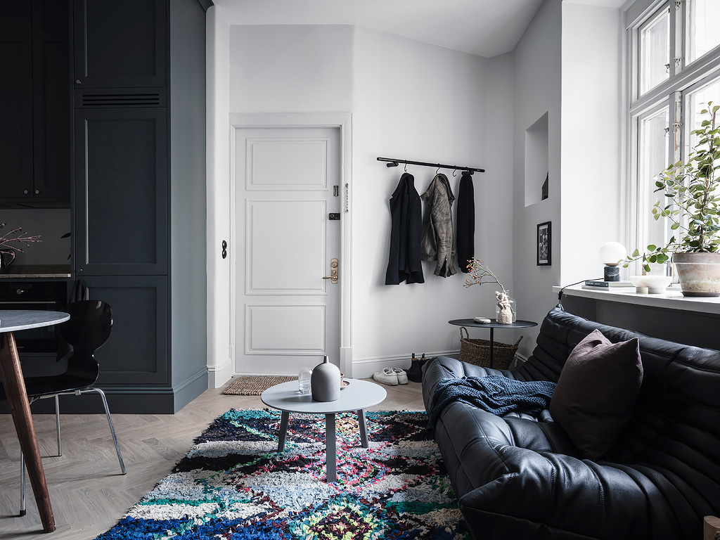 Styling with Blue Hues | House of Valentina 9.jpg