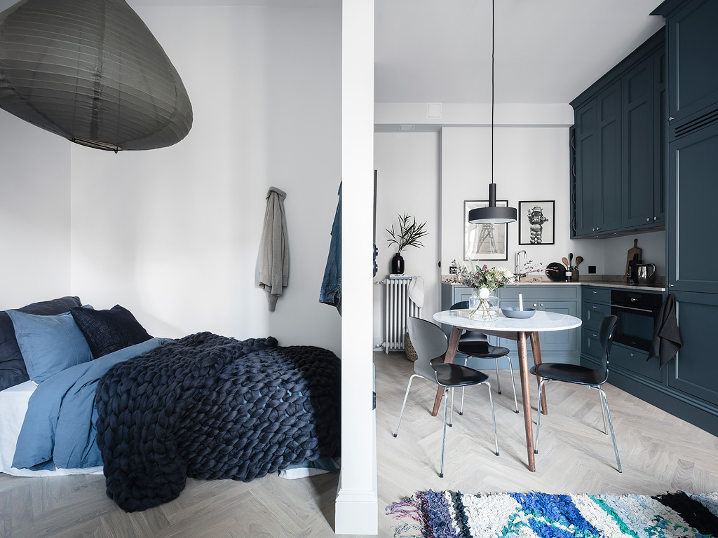 Styling with Blue Hues | House of Valentina 11.jpg
