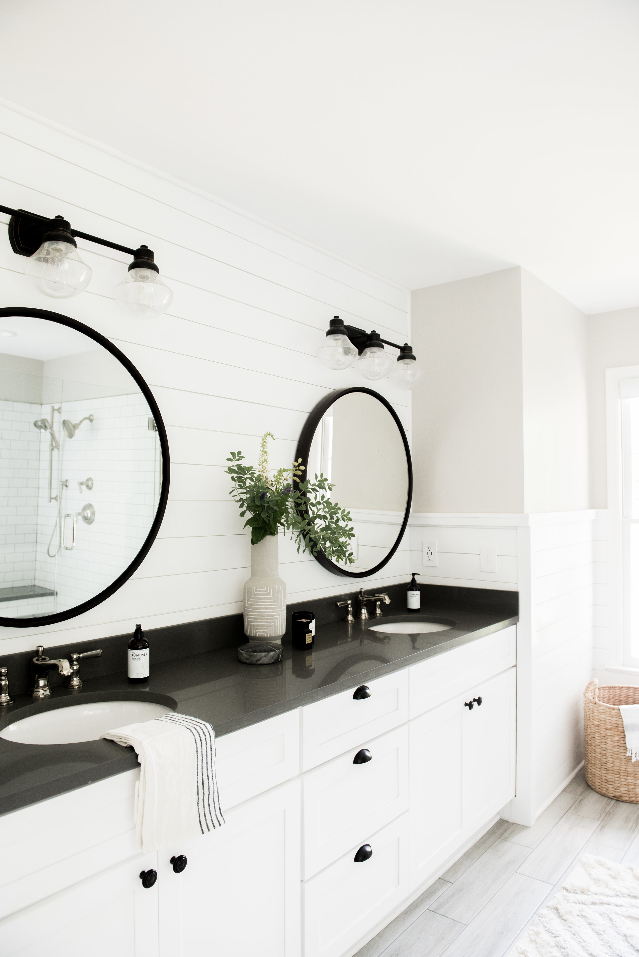 Farmhouse modern cozy master bathroom | House of Valentina-2.jpg