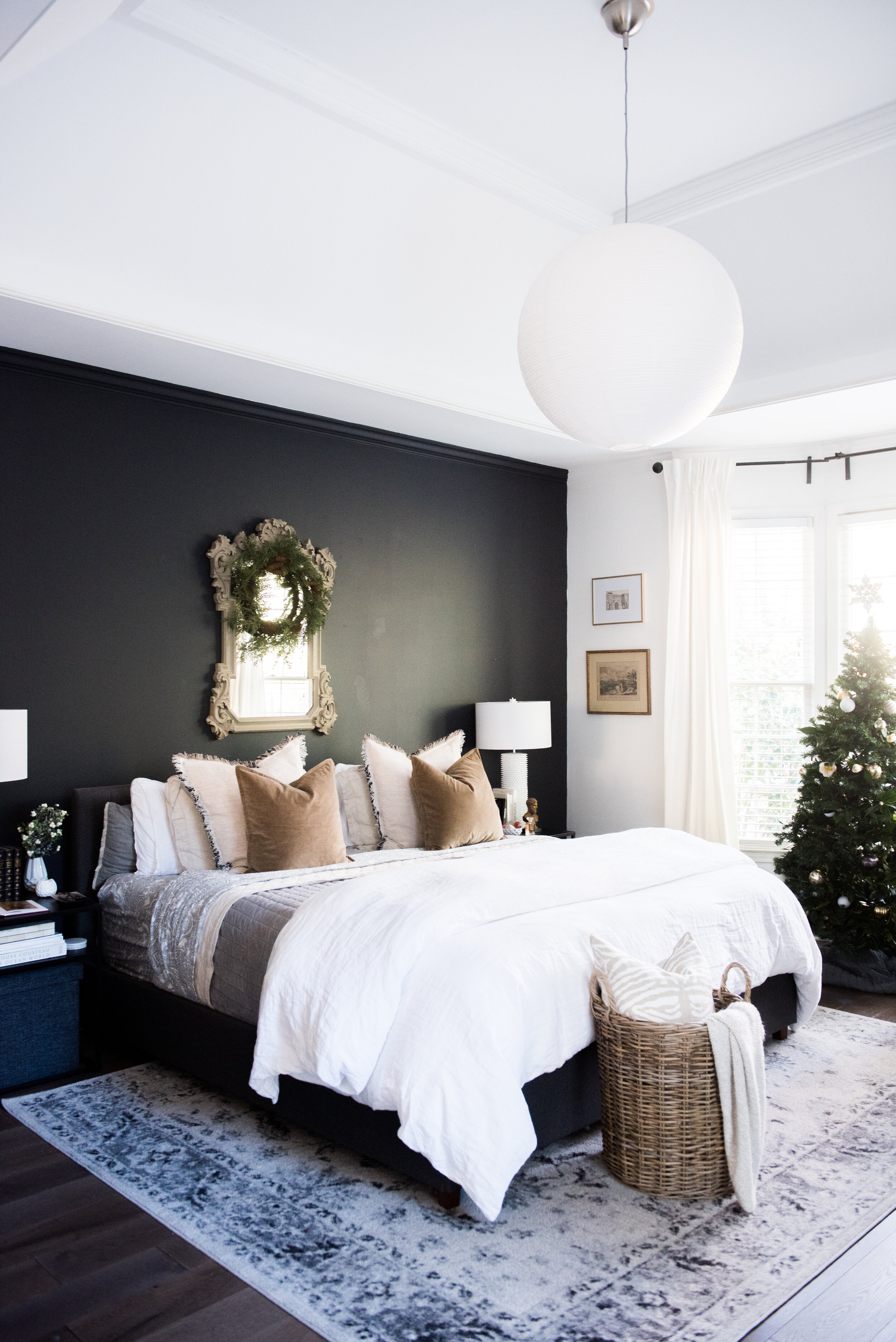 Modern Christmas Bedroom | House of Valentina-2.jpg
