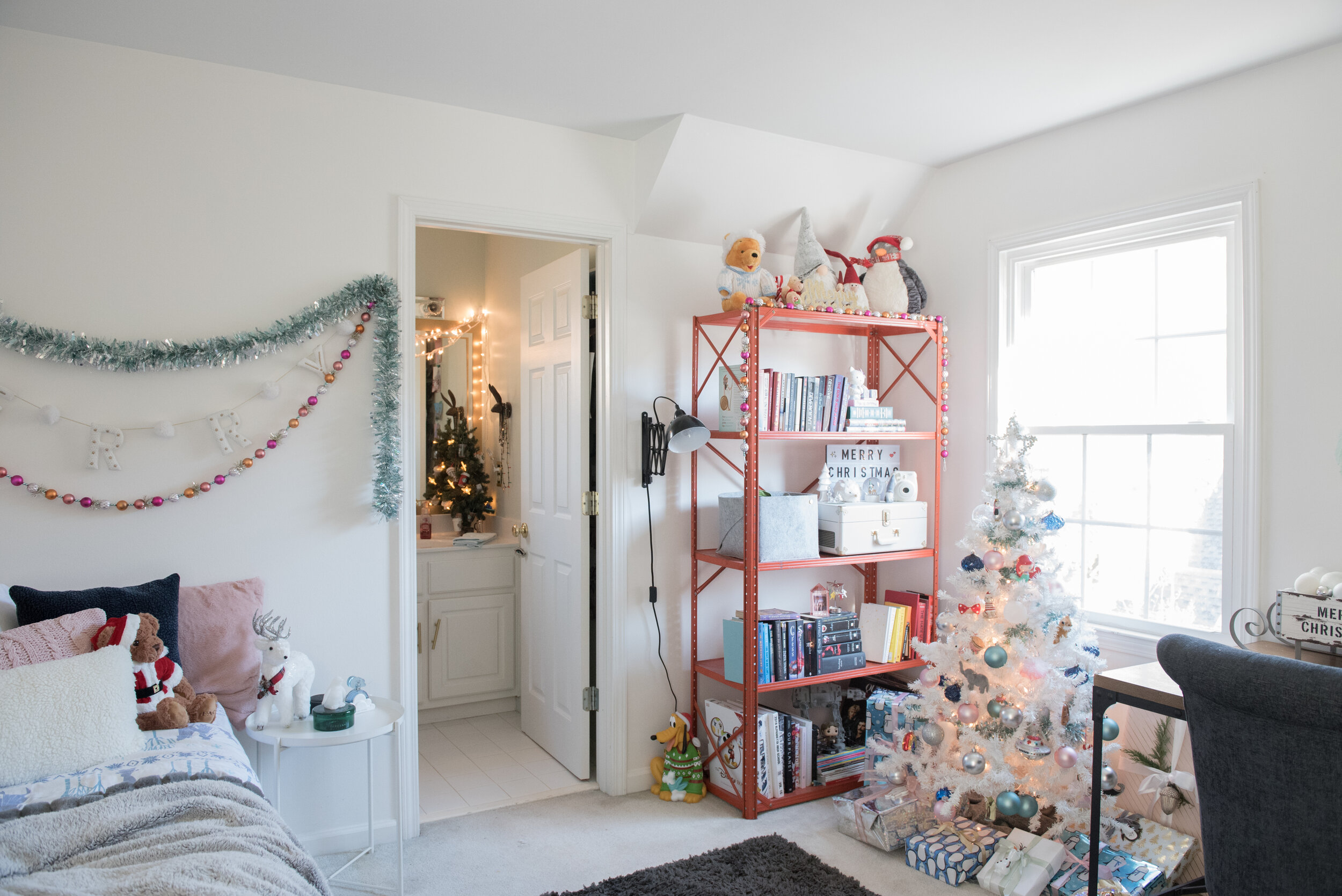 Surprise Christmas Bedroom Makeover | House of Valentina.jpg