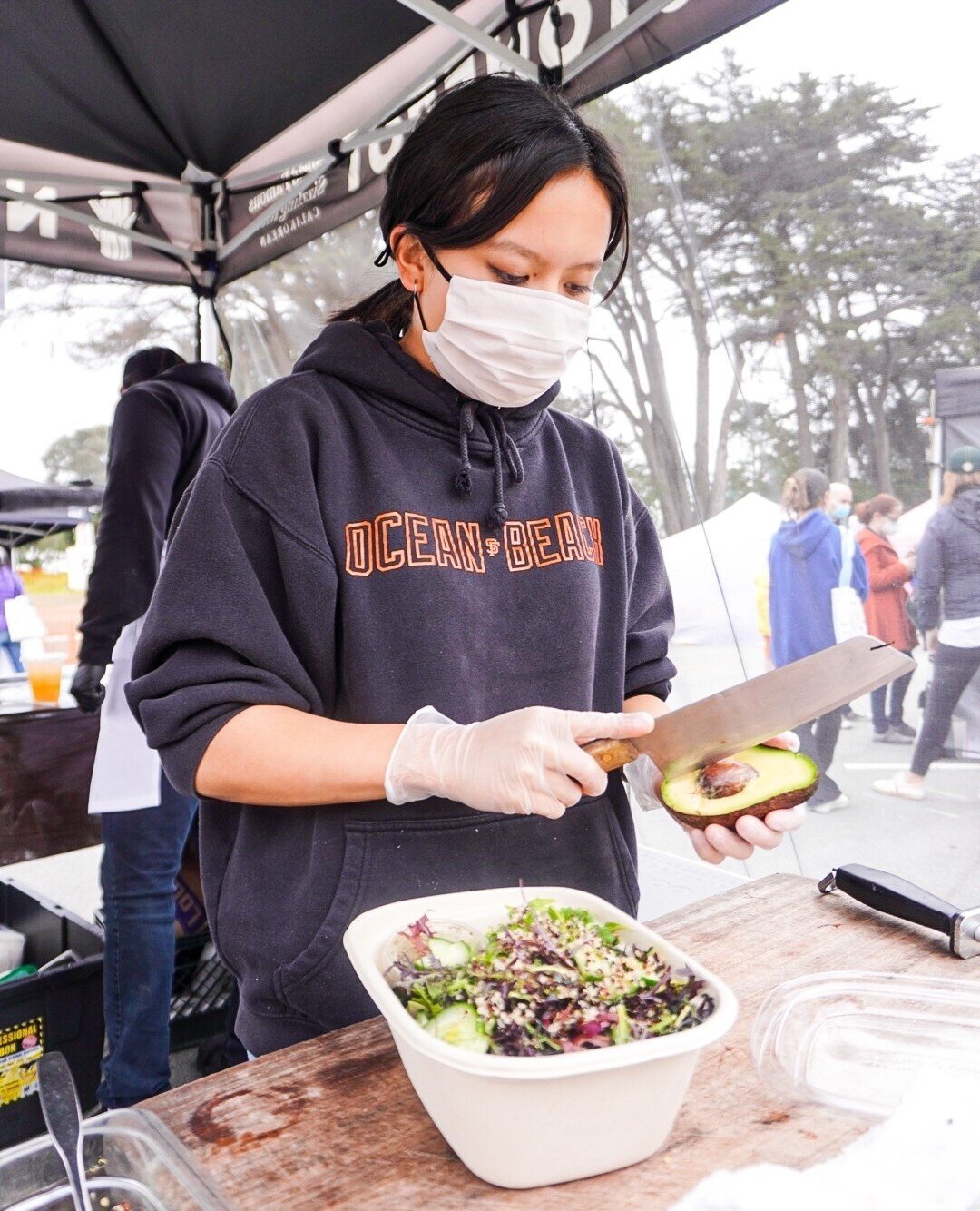 Spend your summer weekend outings at farmer's markets for fresh seasonal produce and delicious food from local vendors!⁠
⁠
📷 Use our hashtag #getitstoned or @namustonepot for a chance to be featured!⁠
⁠
#namustonepot #namusf #sf #sanfrancisco #sfeat