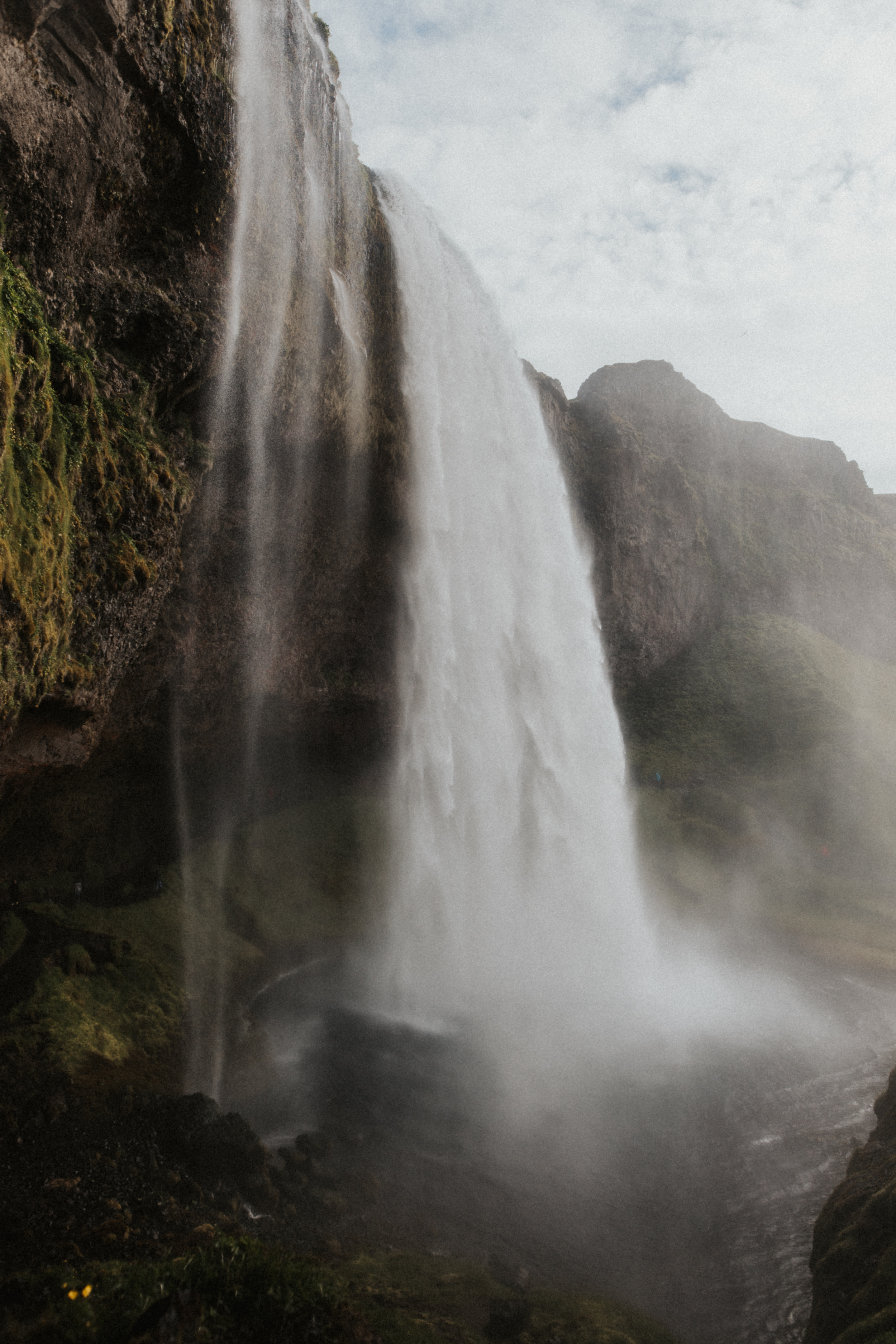 Seljalandsfoss waterfall iceland engagment session.jpg