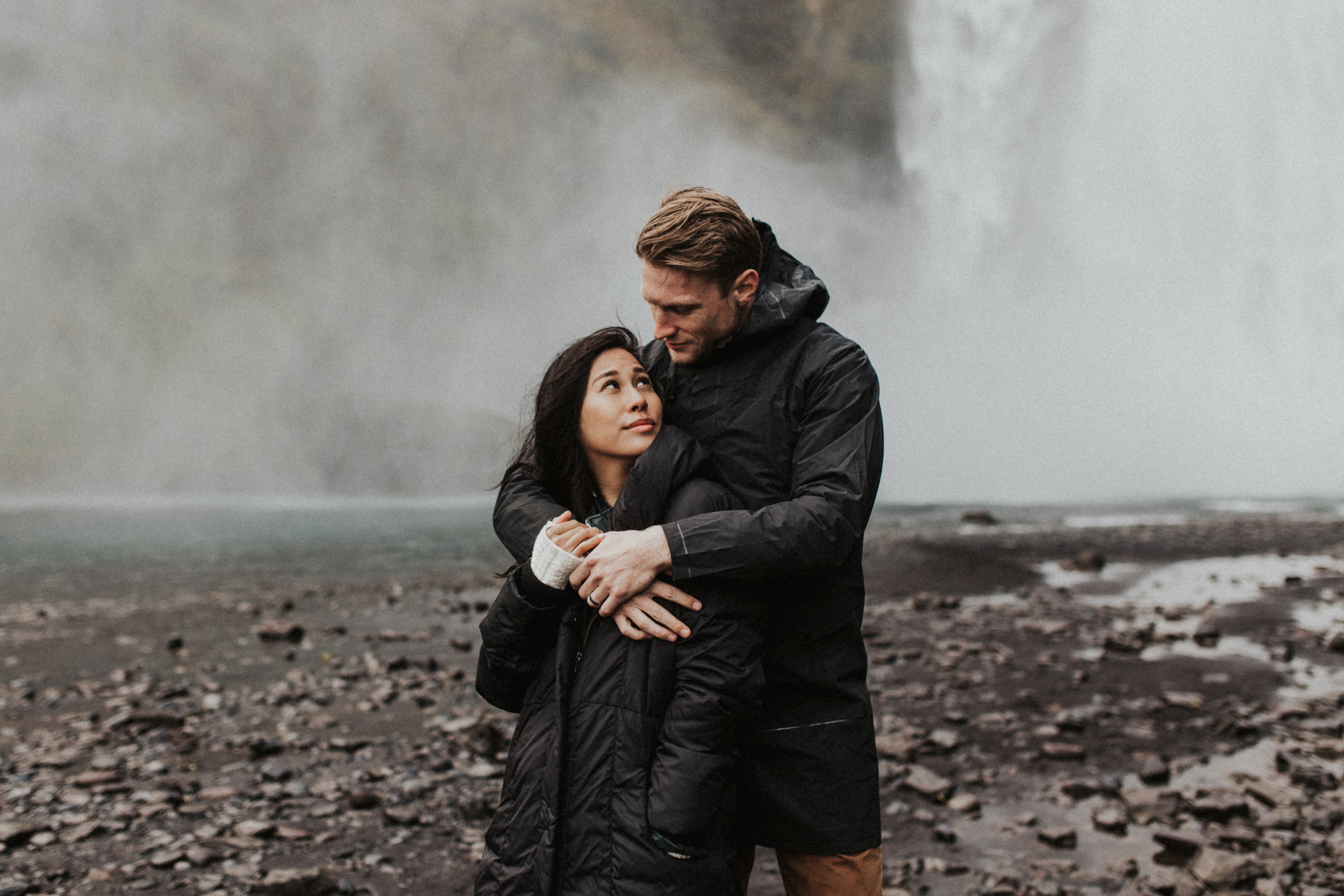 Skógafoss waterfall couples anniversary photo session.jpg