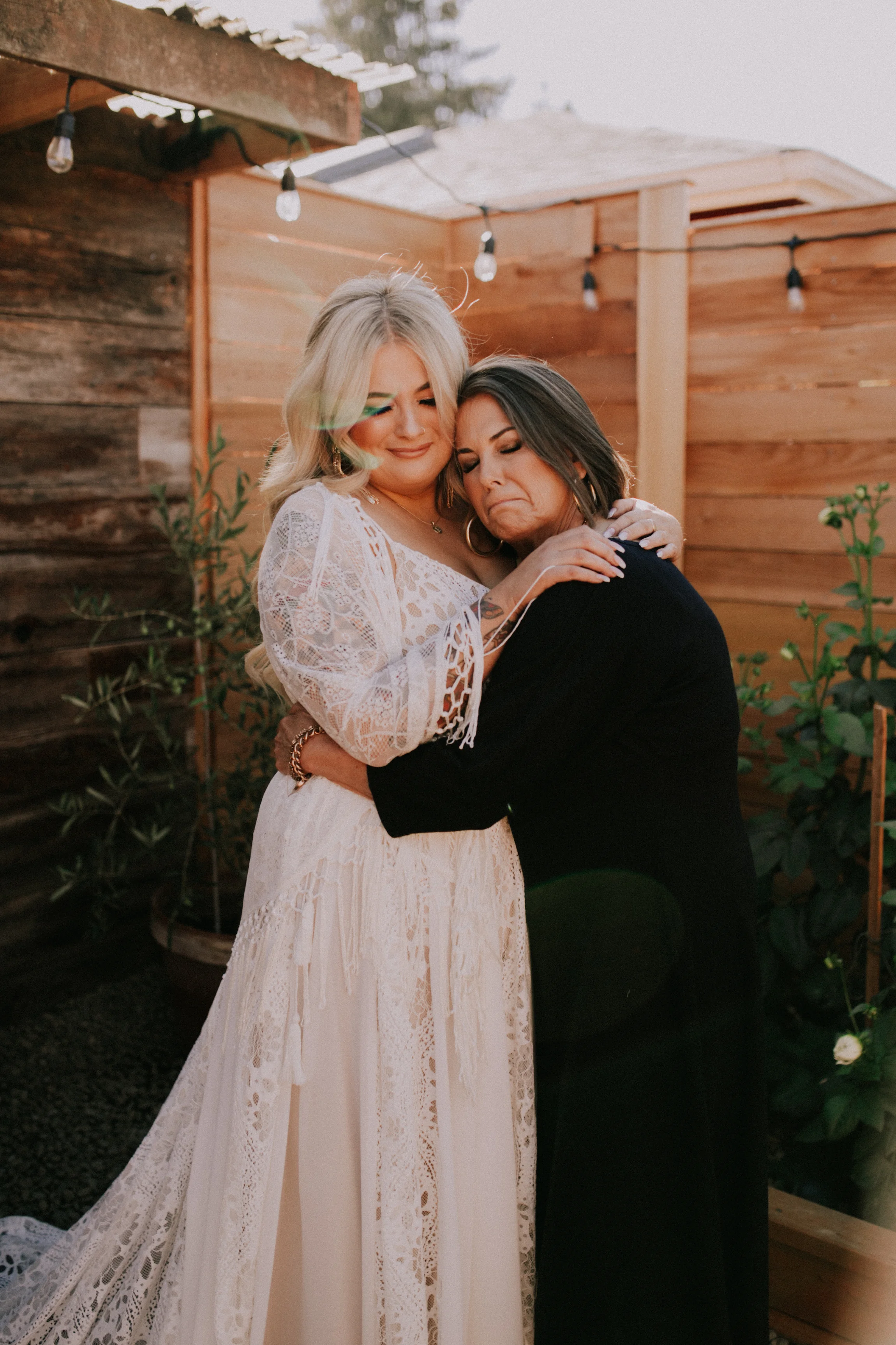 Georgia & Brian -- Married (174 of 453).jpg