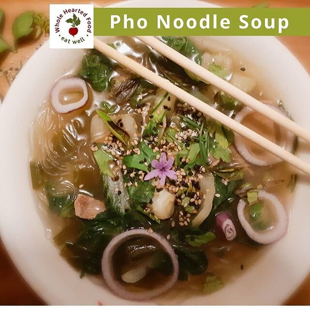 Pho Noodle Soup
🥘🍃❄ We warmed up today, with some homemade pho noodle soup. We made this quick and easy meal within minutes using frozen bone broth. Anything goes but ours consisted of beef bone broth (or vegetable or chicken broth), rice noodles, 