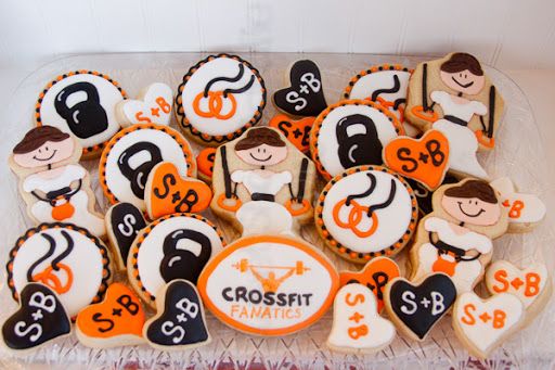 crossfit bridal cookies (2 of 4)